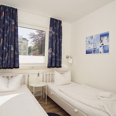 Haus Nordstrand: Ferienwohnung mit Terrasse und Erlebnisbad-Zugang Goehren  Exterior photo